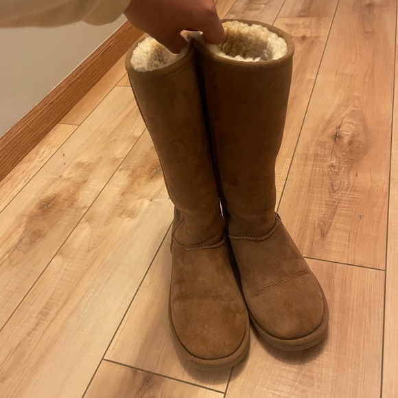 Ugg Classic Tall Boot - Picture 2 of 6